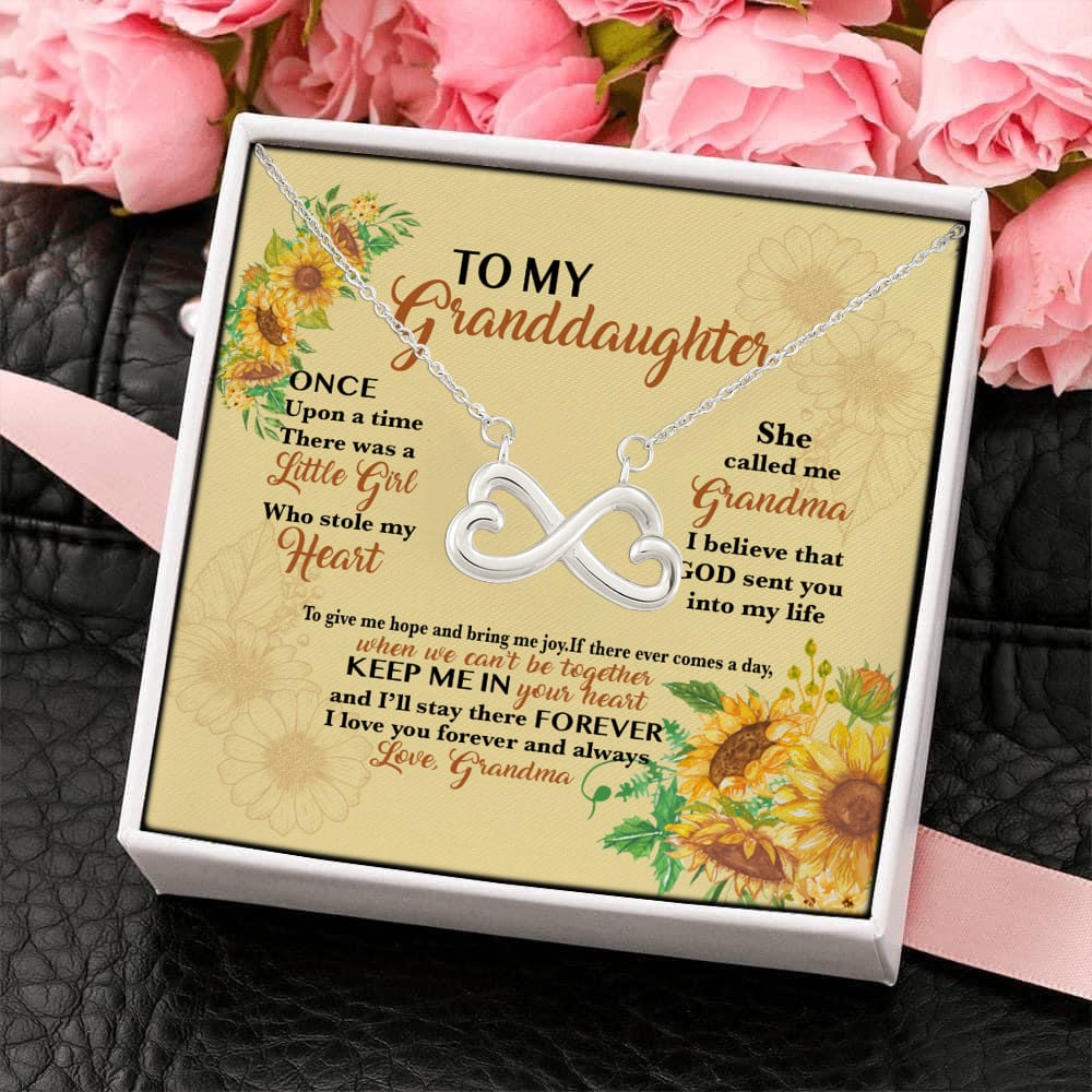 11KN. A Little Girl Infinity Heart Necklace (Silver) 4