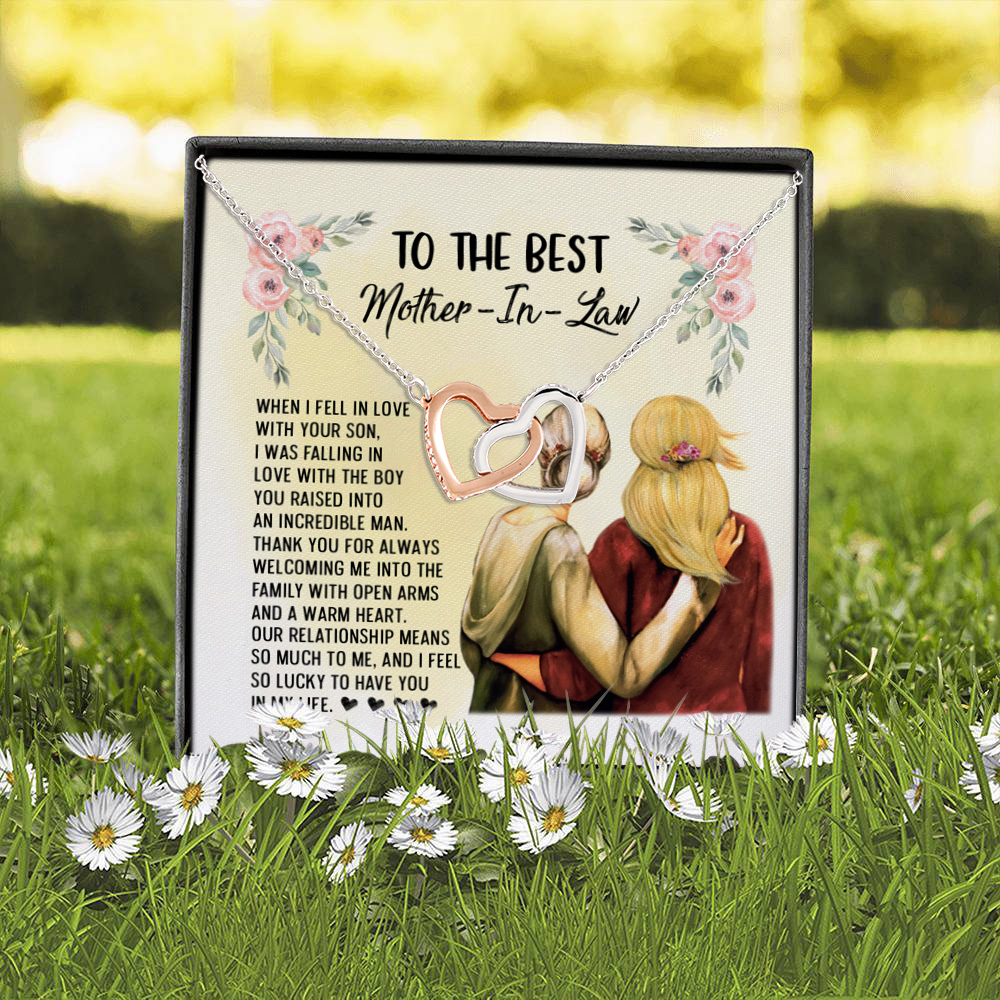6O. Best Mother In Law card (6) Interlocking Hearts Necklace 2