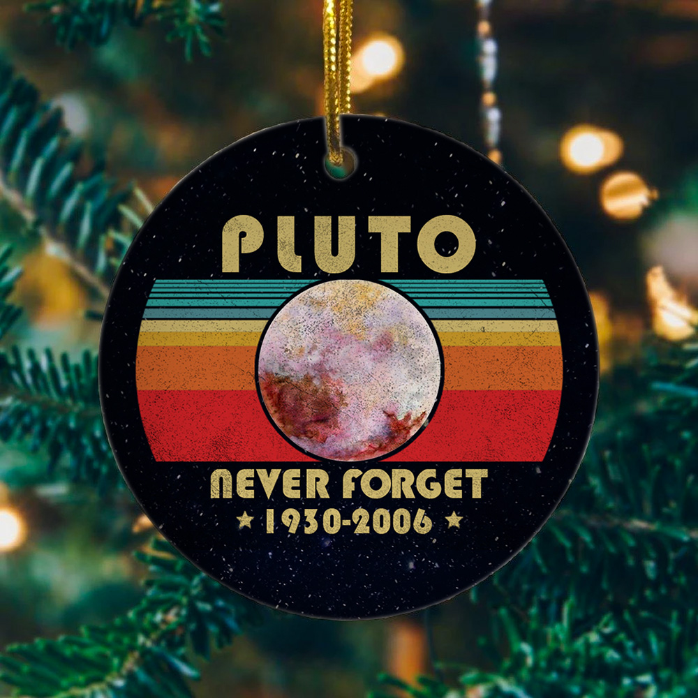 3UT. Pluto Never Forget (ornament)-mk