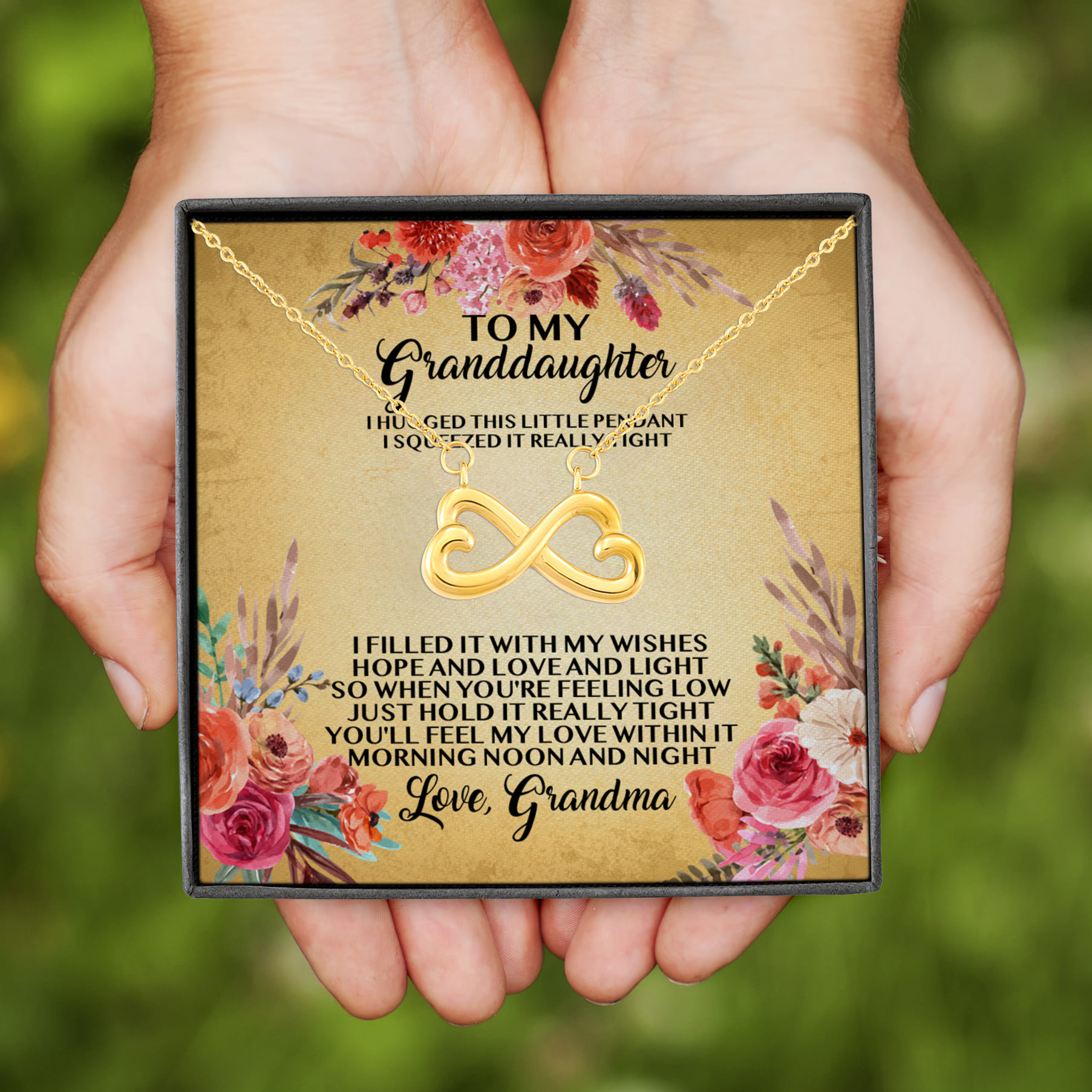 6VT. UU TIEN Grandma To My Granddaughter I Hugged This Little Pendant Infinity Heart Necklace (Gold)