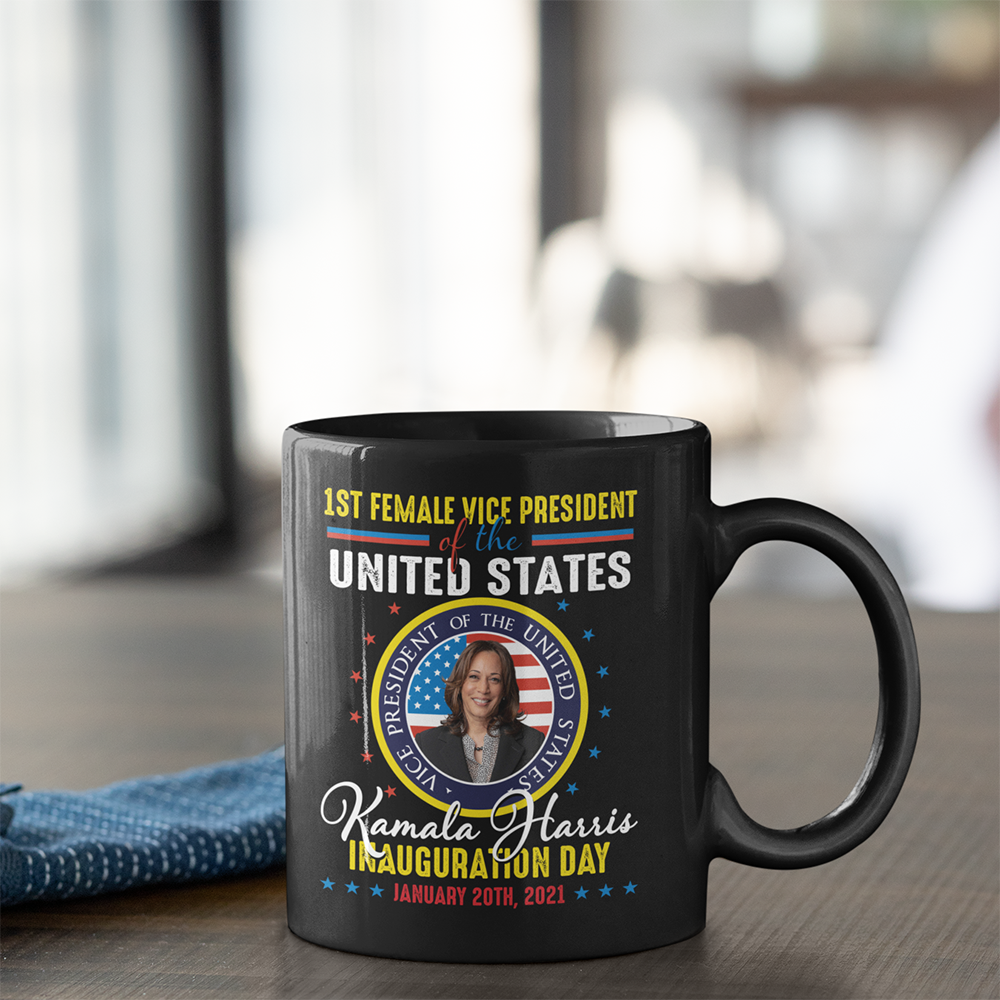 1KNG. VP Harris Day black mug mk
