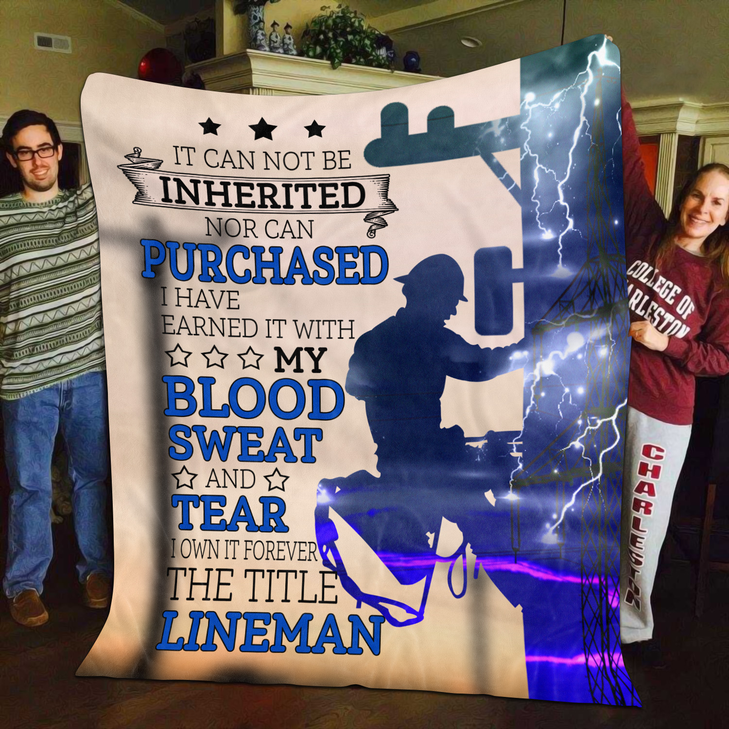 4KNG. Lineman Blanket Mockup 11