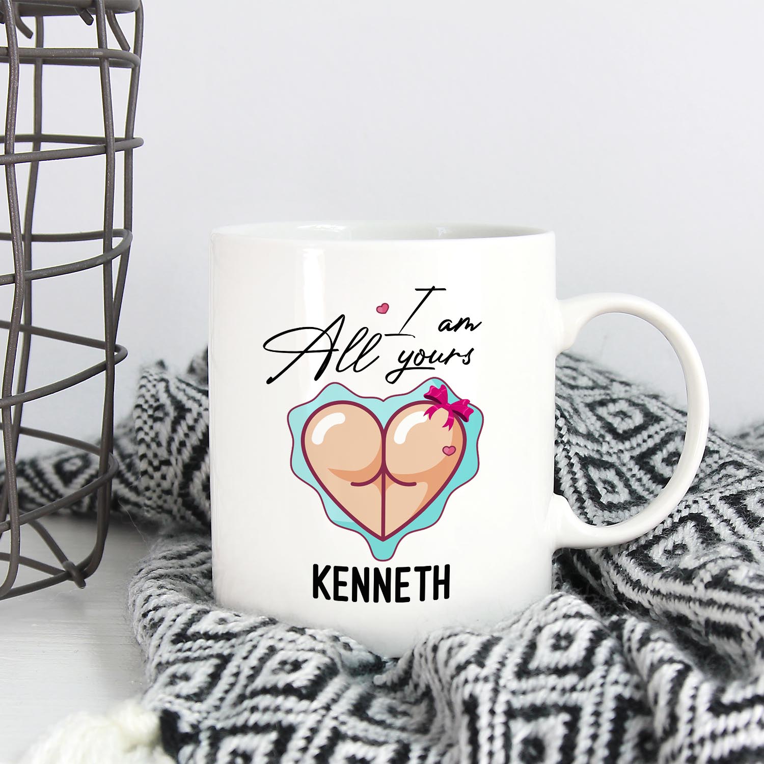 17TR. I am all yours mockup2 ostrich sans #020202