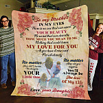 1KNG. Equal your beauty Blanket Mockup 11
