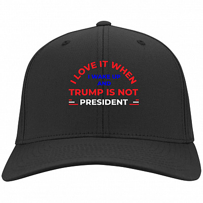 I Love When I Wake Up And Trump, Black, Twill Cap