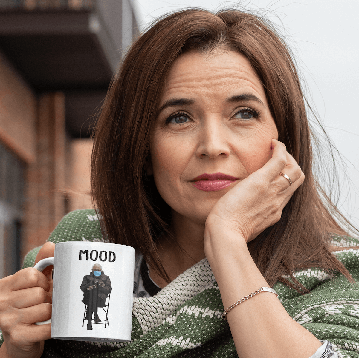 3LV uu tien. Bernie Mood-Mug_mk1