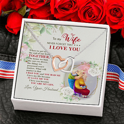 Happy Valentine to My Wife Never Forget That I Love You Husband Wife Gift Interlocking Heart Pendant Necklace