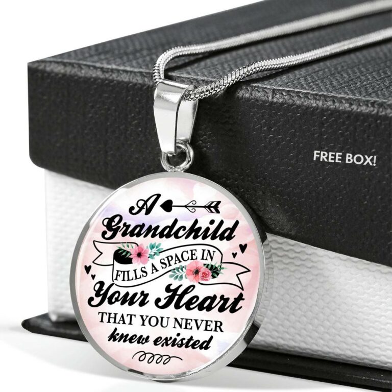 A Grandchild Fills A Space In Your Heart That You Never Knew Existed Circle Pendant Necklace - Circle Luxury Necklace (Silver)