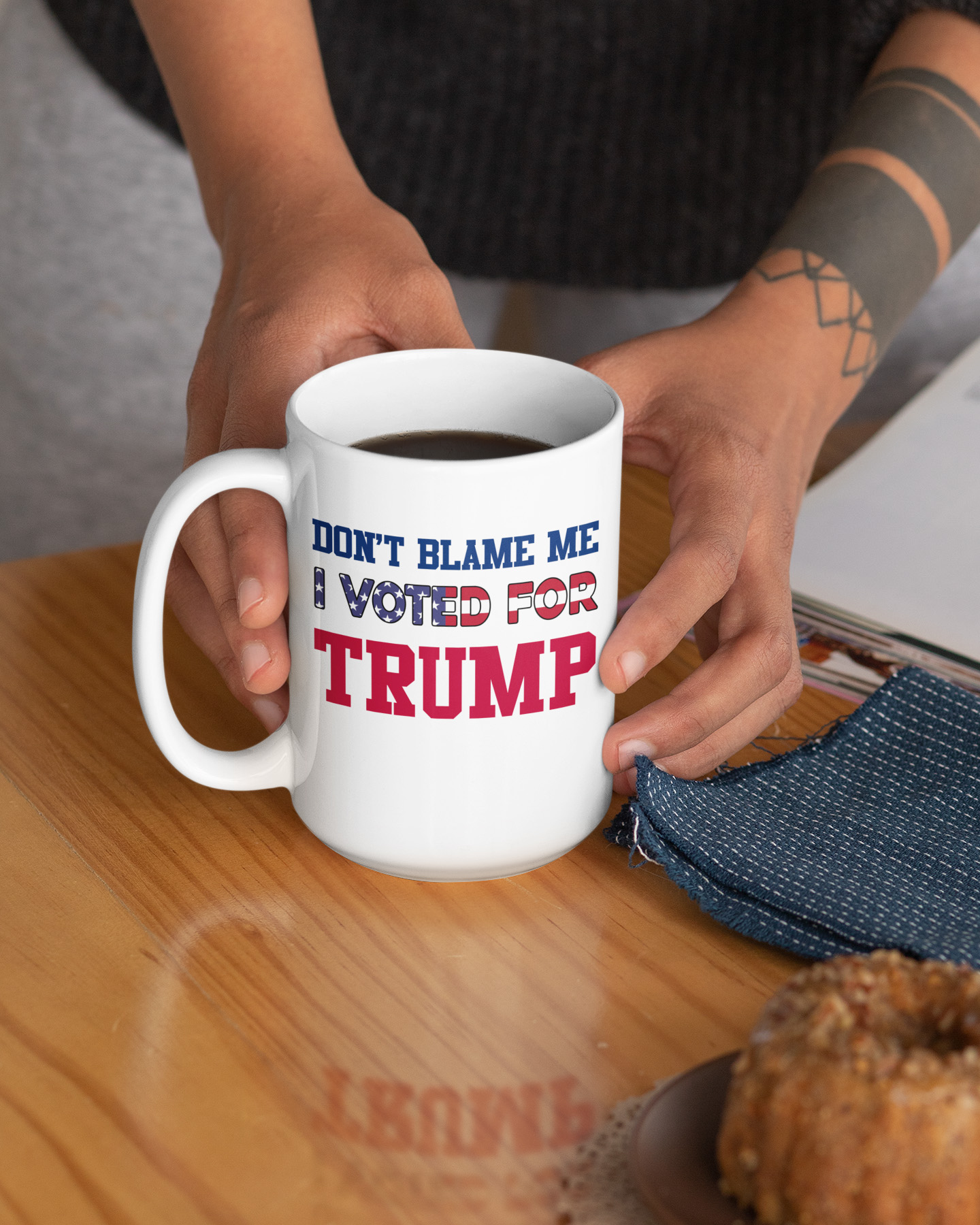 4VT. Don't Blame For Me Vote Trump mug mk2