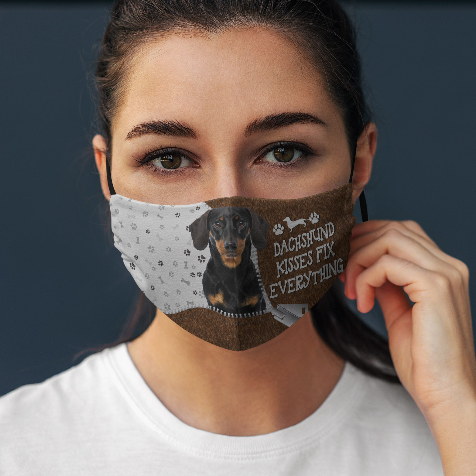 1MH. Dachshund Kiss Black-mk