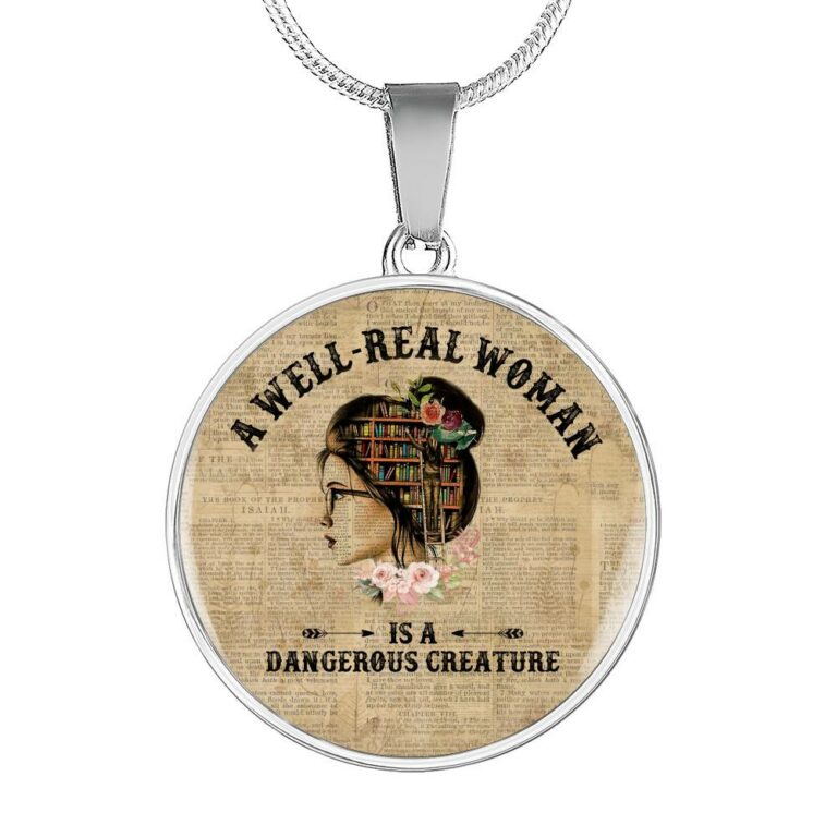 Vintage a Well-Read Woman Is a Dangerous Creature Book Lover Circle Pendant Necklace - Circle Luxury Necklace (Silver)