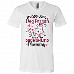 Dachshund Mommy T-Shirt, White, V-Neck T-Shirt