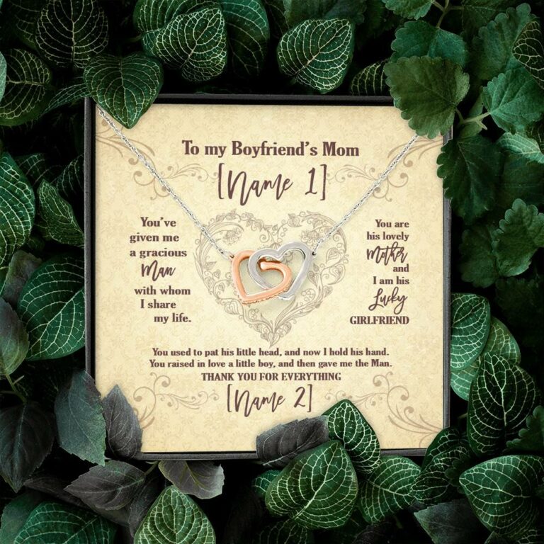 Personalized Text To My Boyfriend's Mom Saying I'm His Lucky Girlfriend Saying Interlocking Hearts Necklace