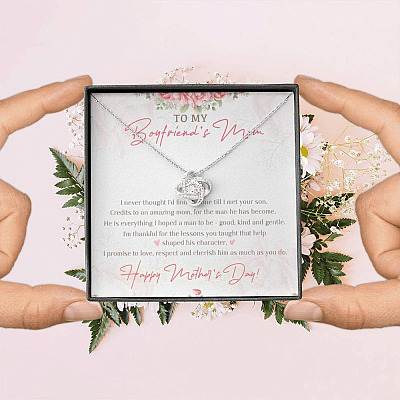 To My Boyfriend's Mom I Never Thought I'd Find The One Till I Met Your Son Love Knot Necklace