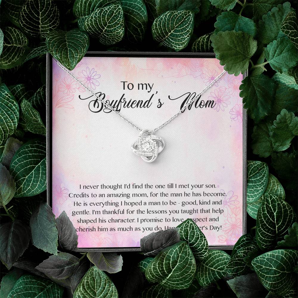 To My Boyfriend's Mom I Never Thought I'd Find The One Till I Met Your Son Love Knot Pendant Necklace To My Boyfriend's Mom I Never Thought I'd Find The One Till I Met Your Son Love Knot Pendant Necklace