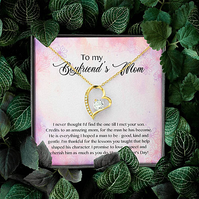 To My Boyfriend's Mom I Never Thought I'd Find The One Till I Met Your Son Forever Love Pendant Necklace
