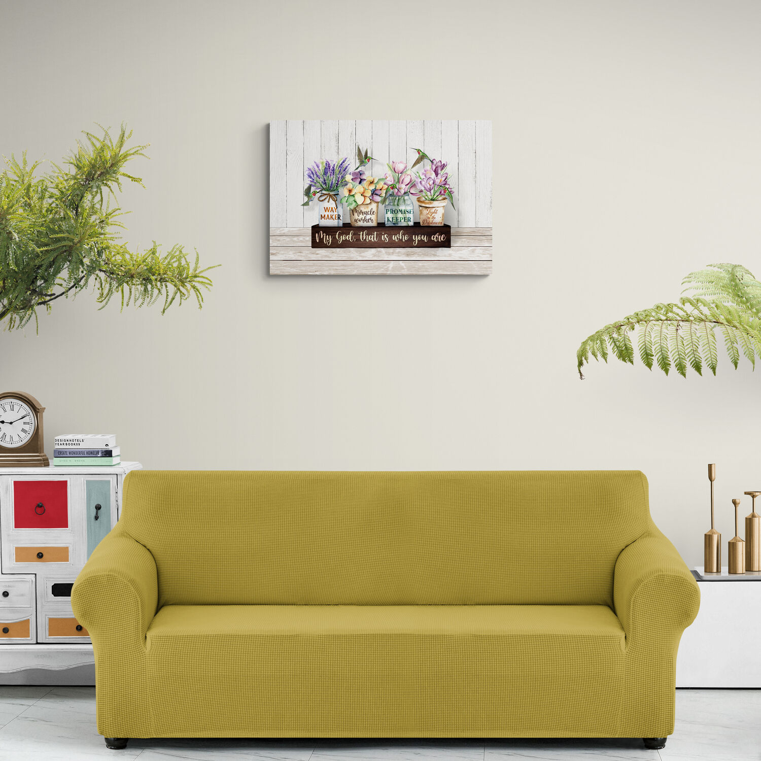 Eclectic_living_room_with_tropical_plants (1)