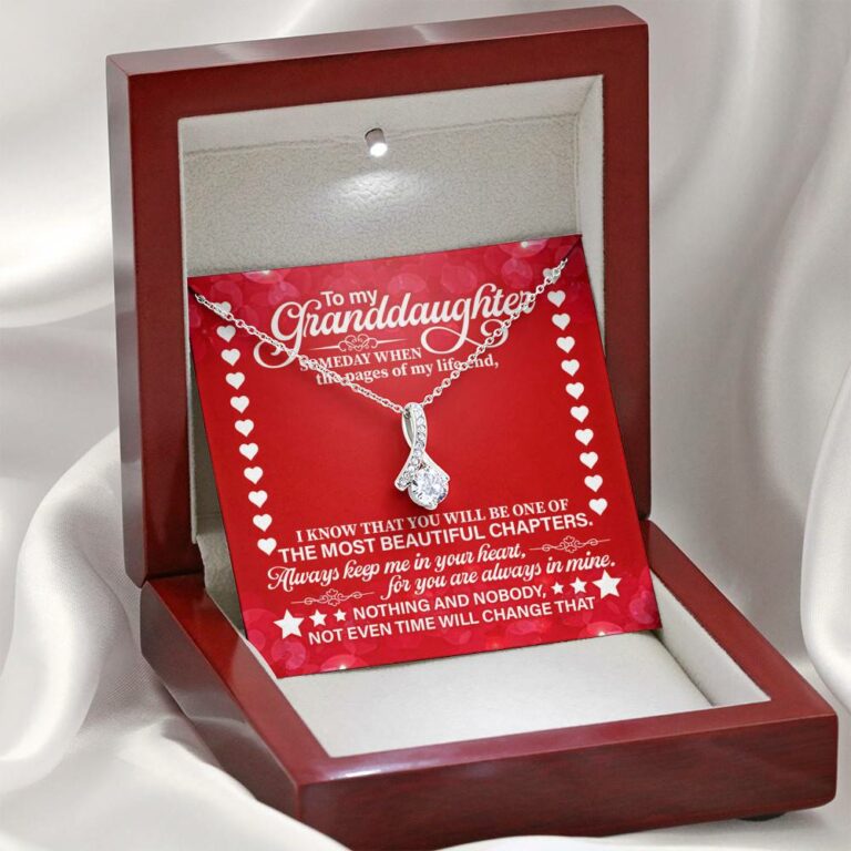 To My Granddaughter Someday When the Pages of My Life End Alluring Beauty Necklace