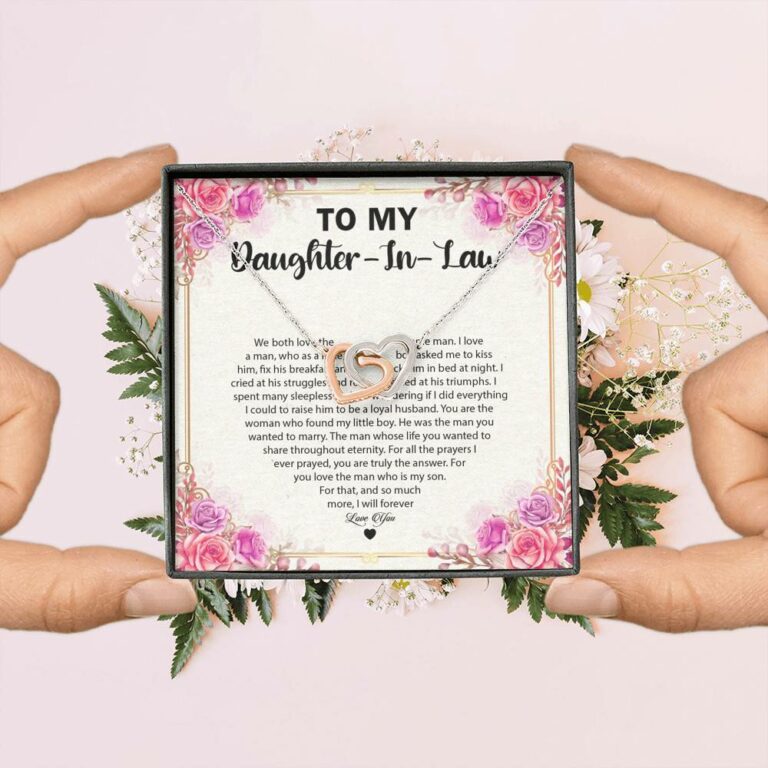 To My Daughter In law we Both Love The Same Man Interlocking Hearts Pendant Necklace - Gift For Daughter In Law Gift