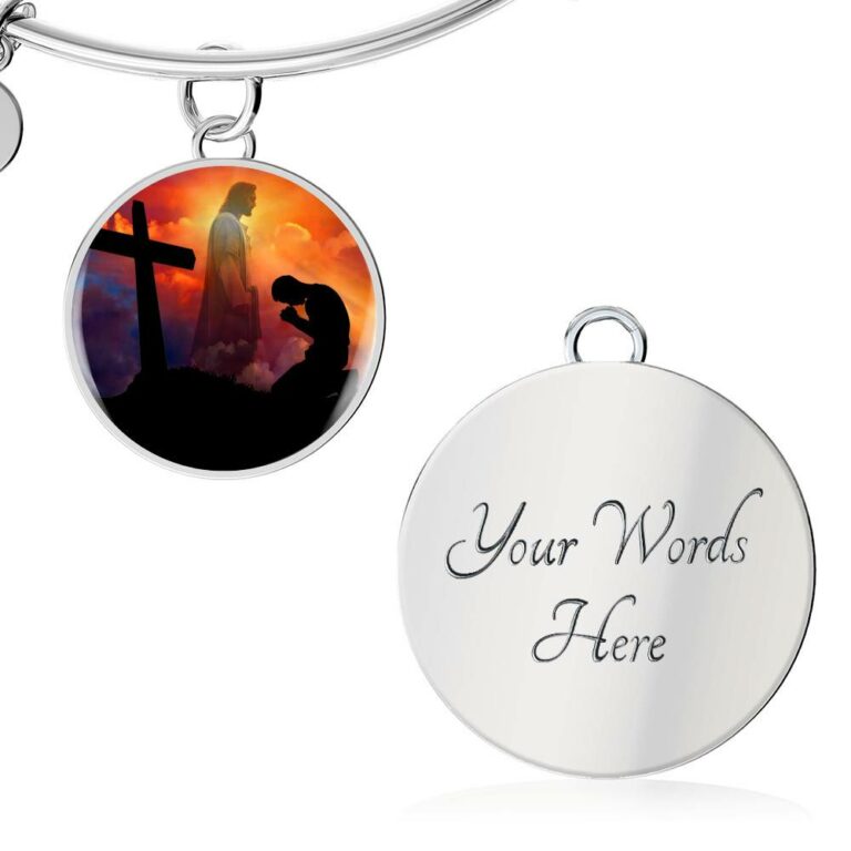 Men Kneeling Before Jesus Cross Christian Circle Pendant Necklace - Bangle