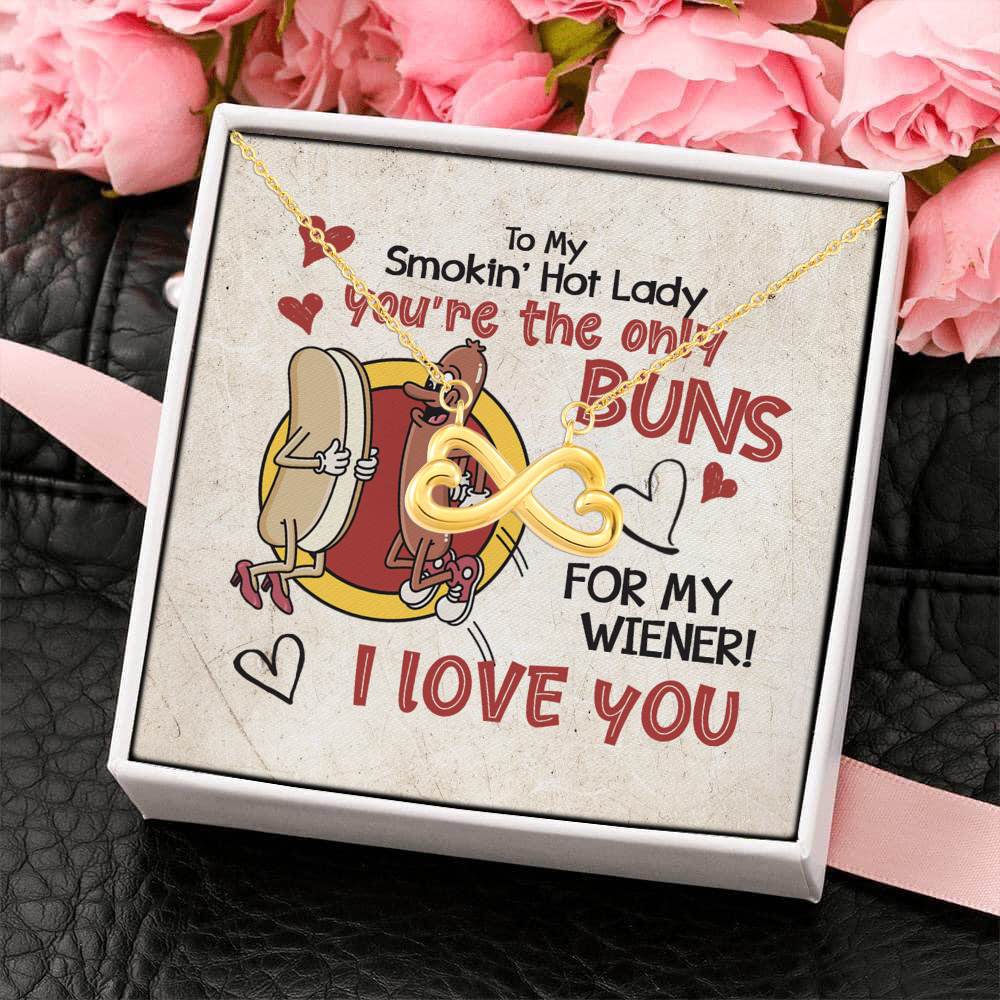 2KNG. Buns Wiener(4) Infinity Heart Necklace (Gold) 4