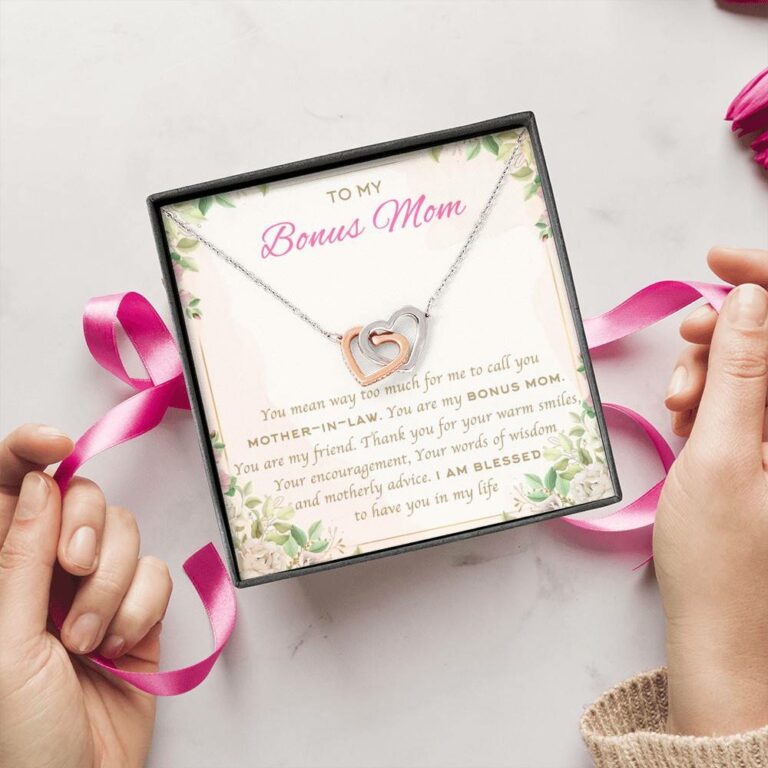 To My Bonus Mom You Mean Way Too Much For Me To Call You Mother In Law Interlocking Hearts Pendant Necklace
