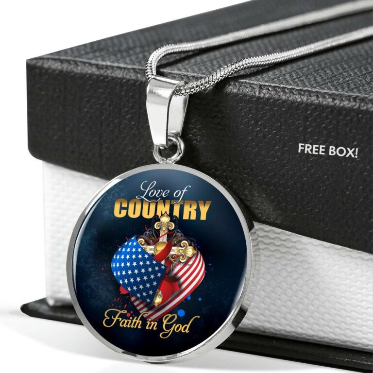 Christian Love of Country Faith in God Patriotic Heart Cross American Flag Circle Pendant Necklace