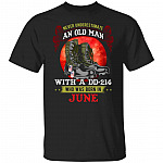 Never Underestimate An Old T-Shirt, Black, Unisex T-Shirt