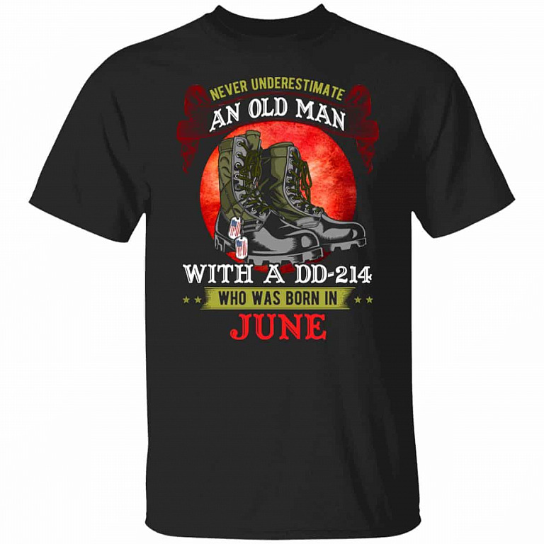 Never Underestimate An Old T-Shirt, Black, Unisex T-Shirt