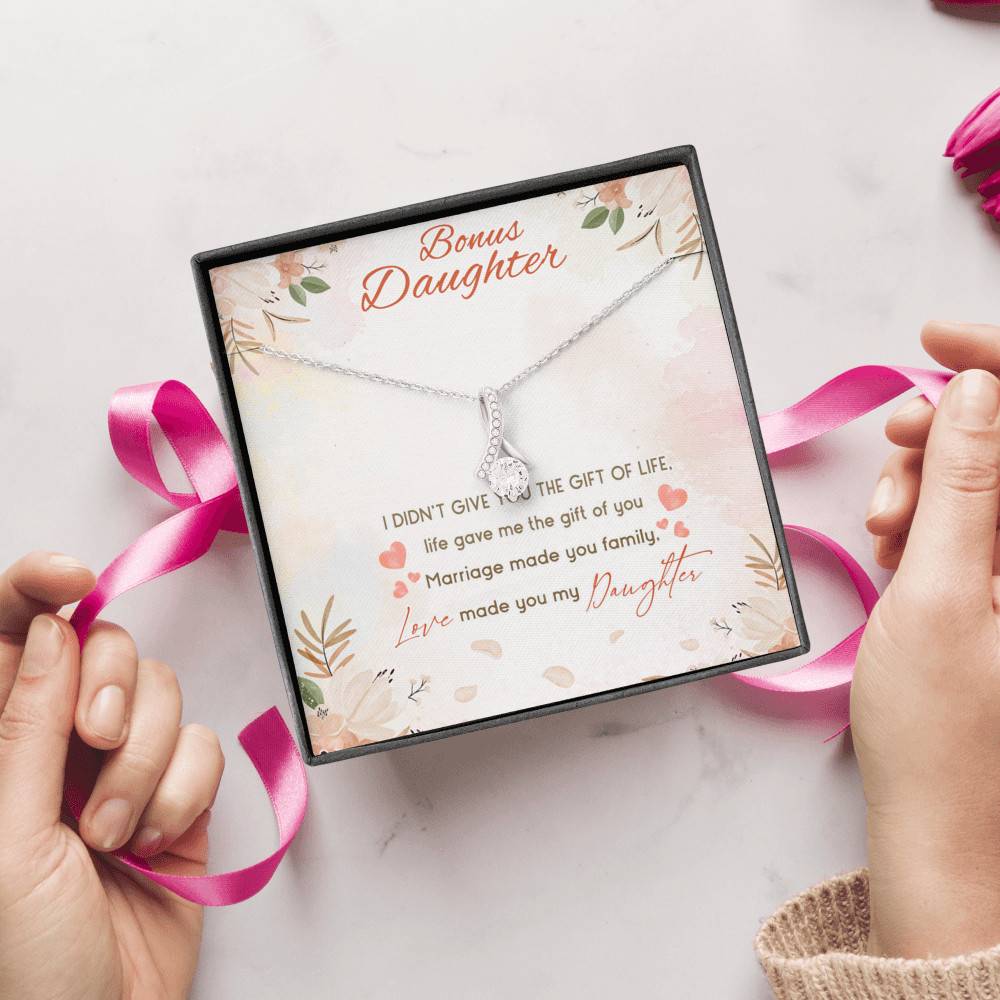 Bonus Daughter I Didn't Give You The Gift Of Life Life Gave Me The Gift Of You Stepdaughter Alluring Beauty Necklace Bonus Daughter I Didn't Give You The Gift Of Life Life Gave Me The Gift Of You Stepdaughter Alluring Beauty Necklace