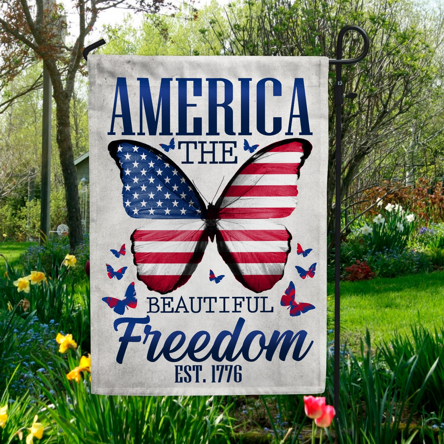 7HP. America Freedom(4) Garden Flag Mockup 5