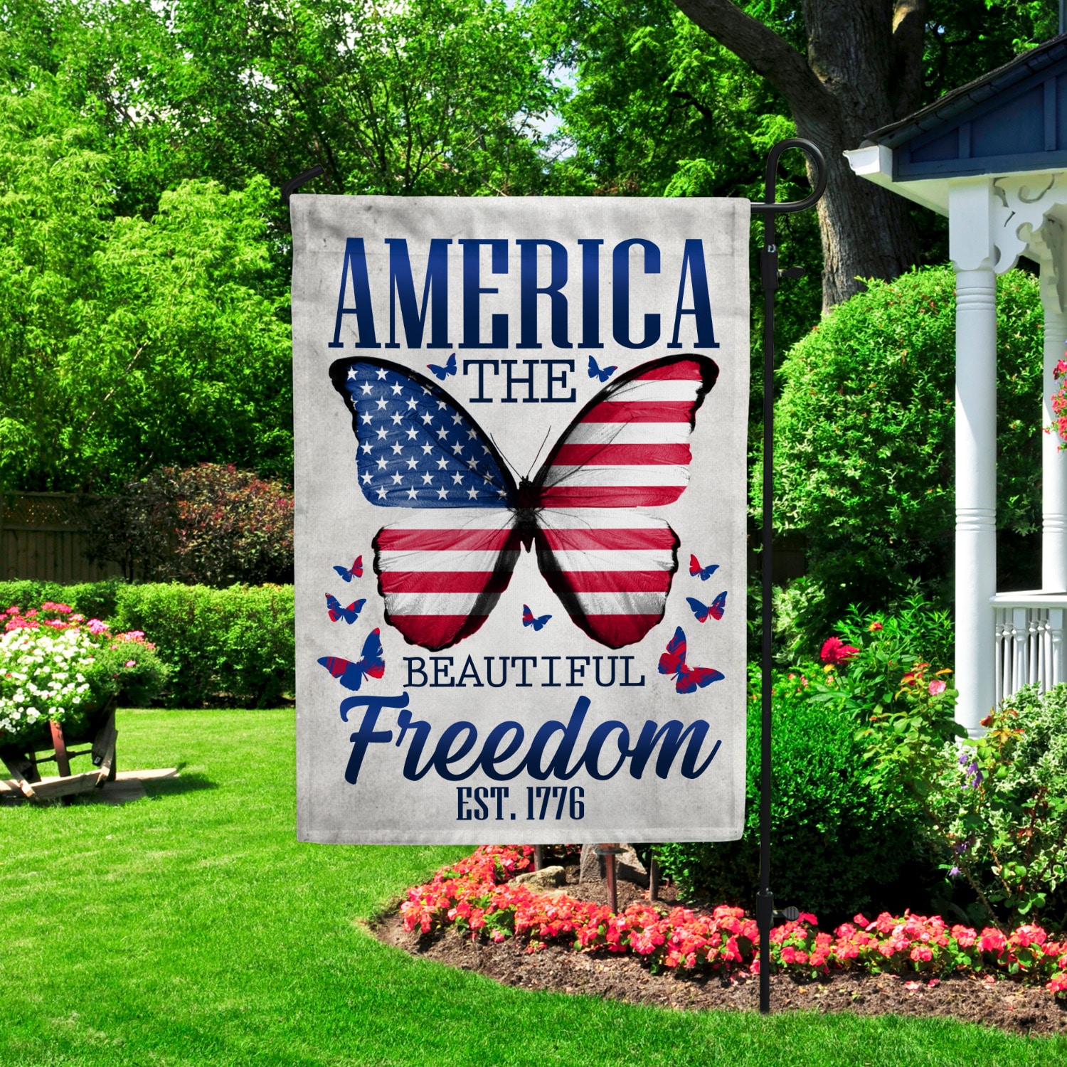 7HP. America Freedom(4) Garden Flag Mockup 2