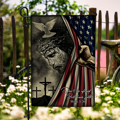 Garden Flag (11.5" x 17.5")