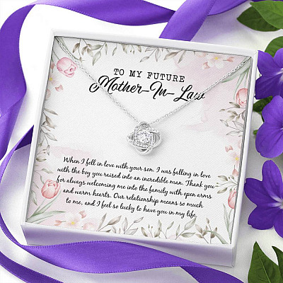 To My Future Mother In Law I Feel So Lucky To Have You In My Life Love Knot Necklace - Mother-In-Law Gifts