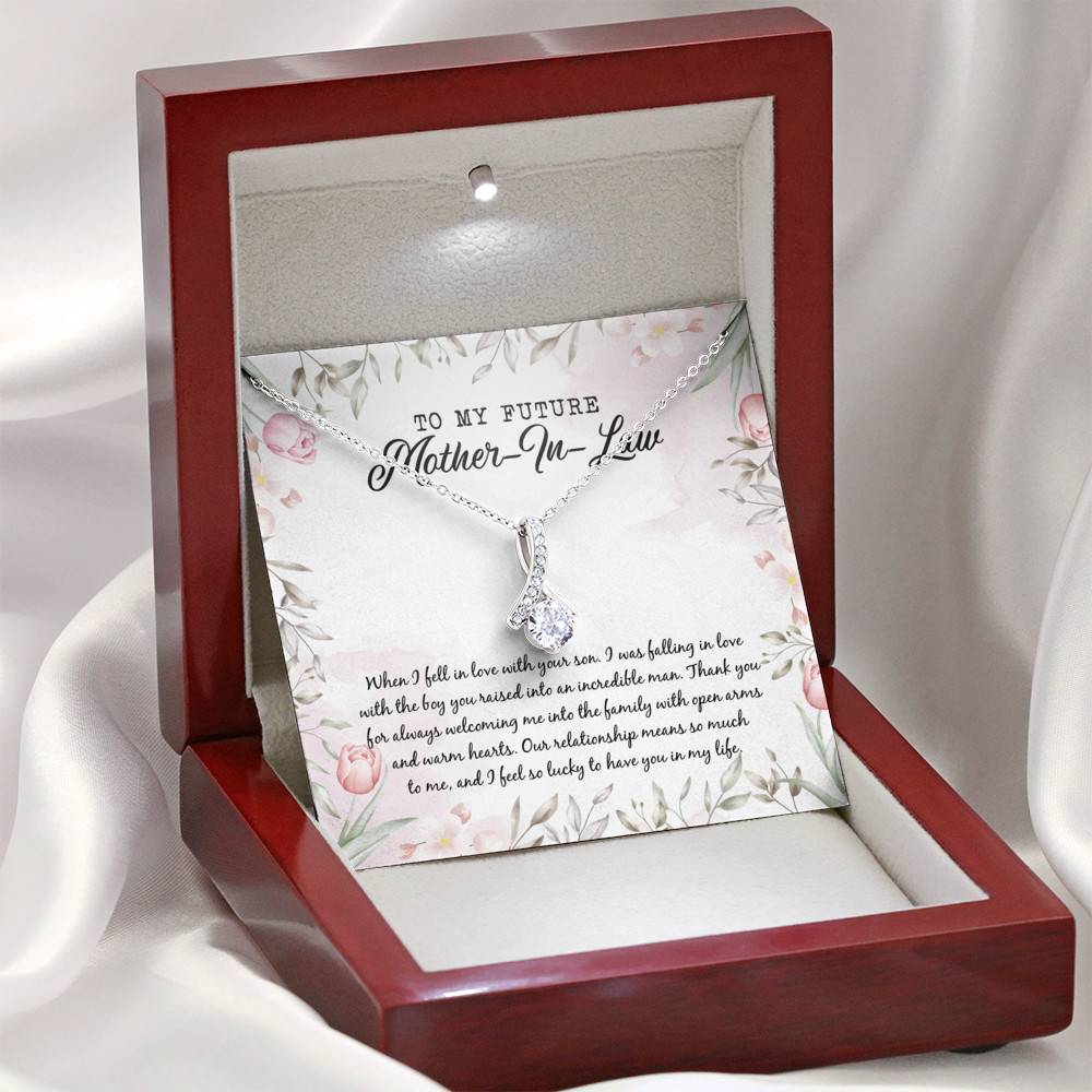 To My Future Mother In Law I Feel So Lucky To Have You In My Life Alluring Beauty Pendant Necklace To My Future Mother In Law I Feel So Lucky To Have You In My Life Alluring Beauty Pendant Necklace