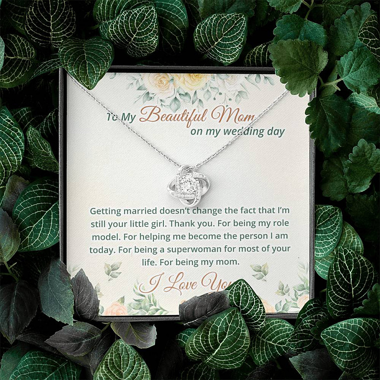 To My Beautiful Mom On My Wedding Day Love Knot Necklace - Mother Of The Bride Necklace