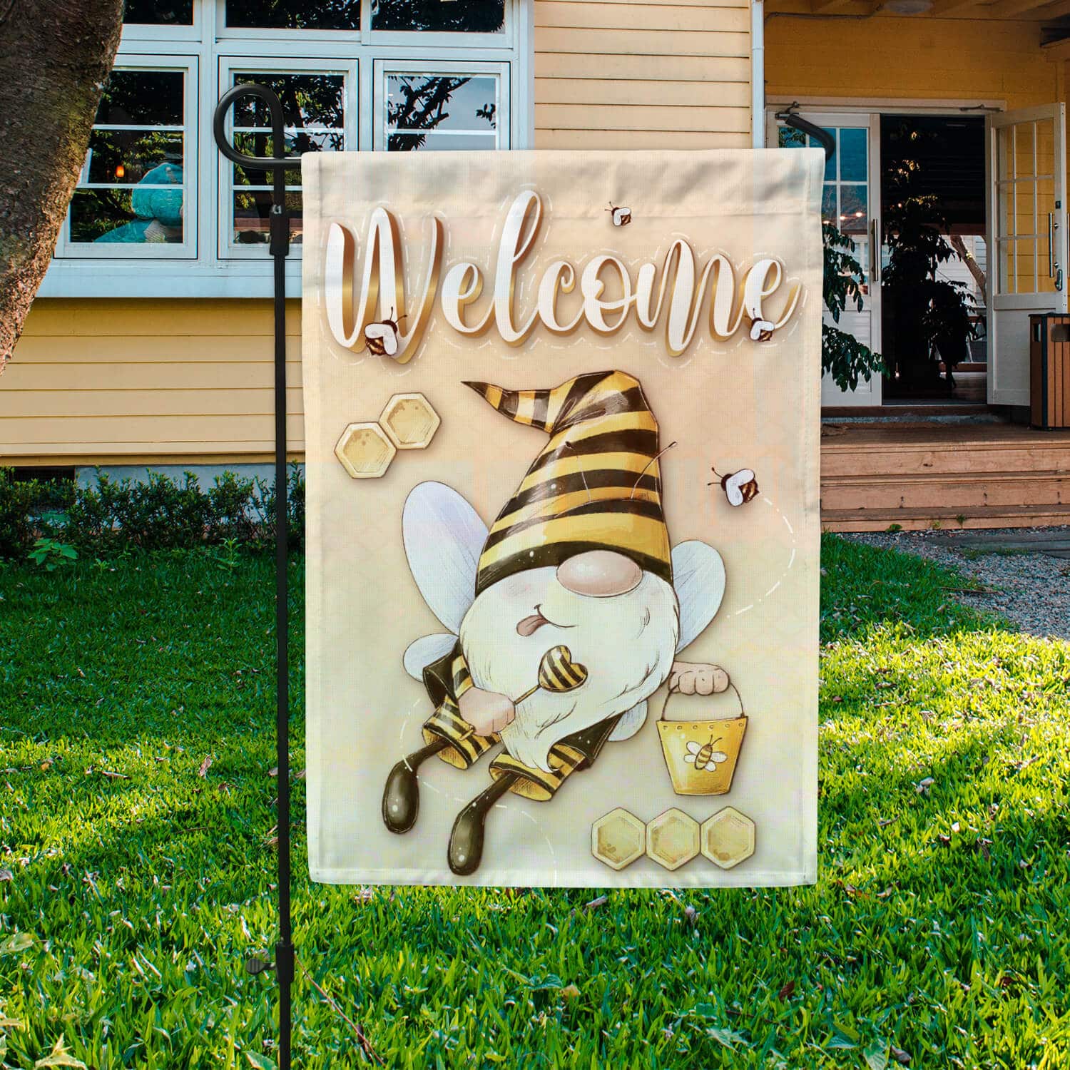 4HV. Welcome Bee (7) Garden Flag Mockup 3