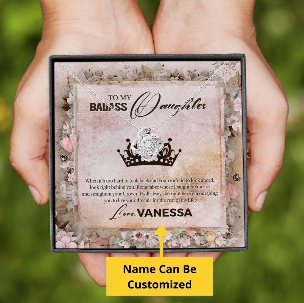 Vanessa Love Knot