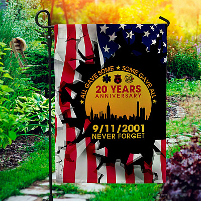 Garden Flag (11.5" x 17.5")