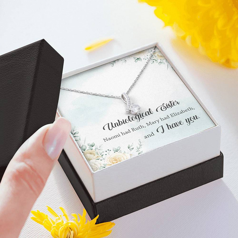 Unbiological Sister Naomi Had Ruth Mary Had Elizabeth And I Have You Alluring Beauty Necklace