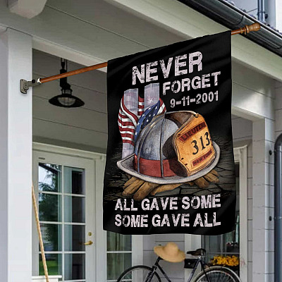 House Flag (30" x 40")