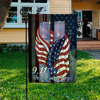 Garden Flag (11.5" x 17.5")