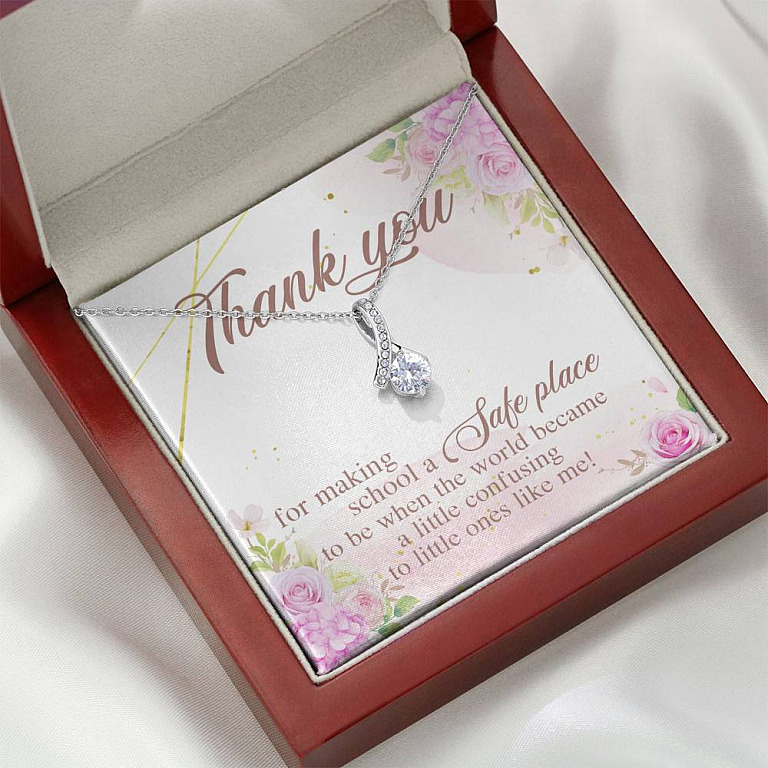 Teacher Thank You For Making School A Safe Place To Be When The World Became A Little Confusing Alluring Beauty Necklace