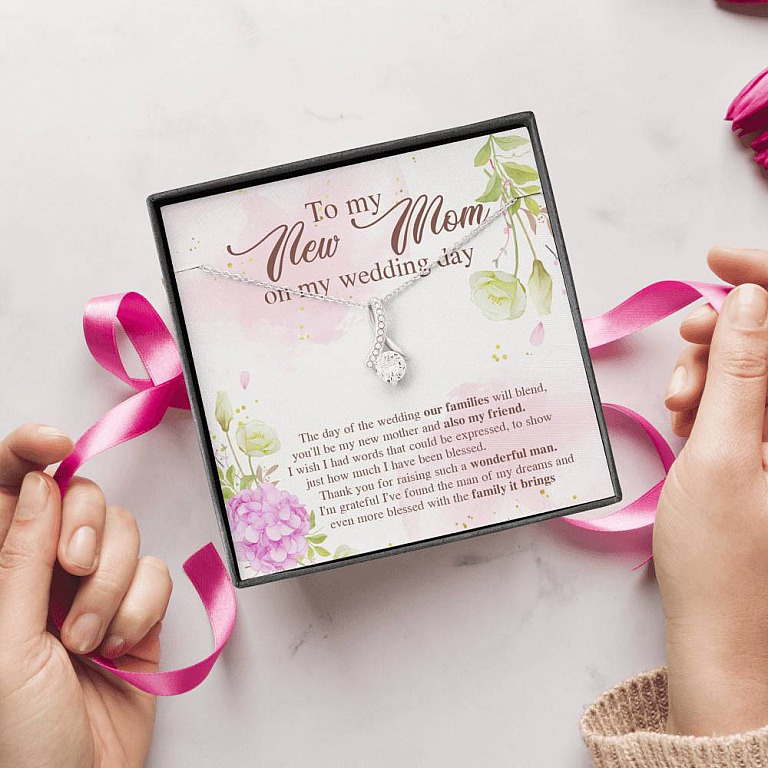 To My New Mom On My Wedding Day The Day Of The Wedding Our Families Will Blend Alluring Beauty Necklace
