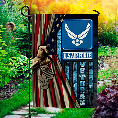 Garden Flag (11.5" x 17.5")