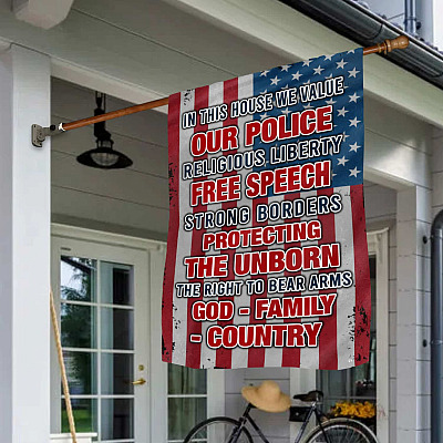 House Flag (30" x 40")
