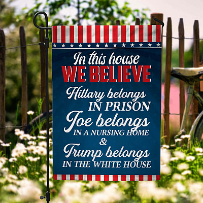 Garden Flag (11.5" x 17.5")