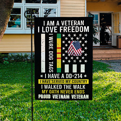 Garden Flag (11.5" x 17.5")