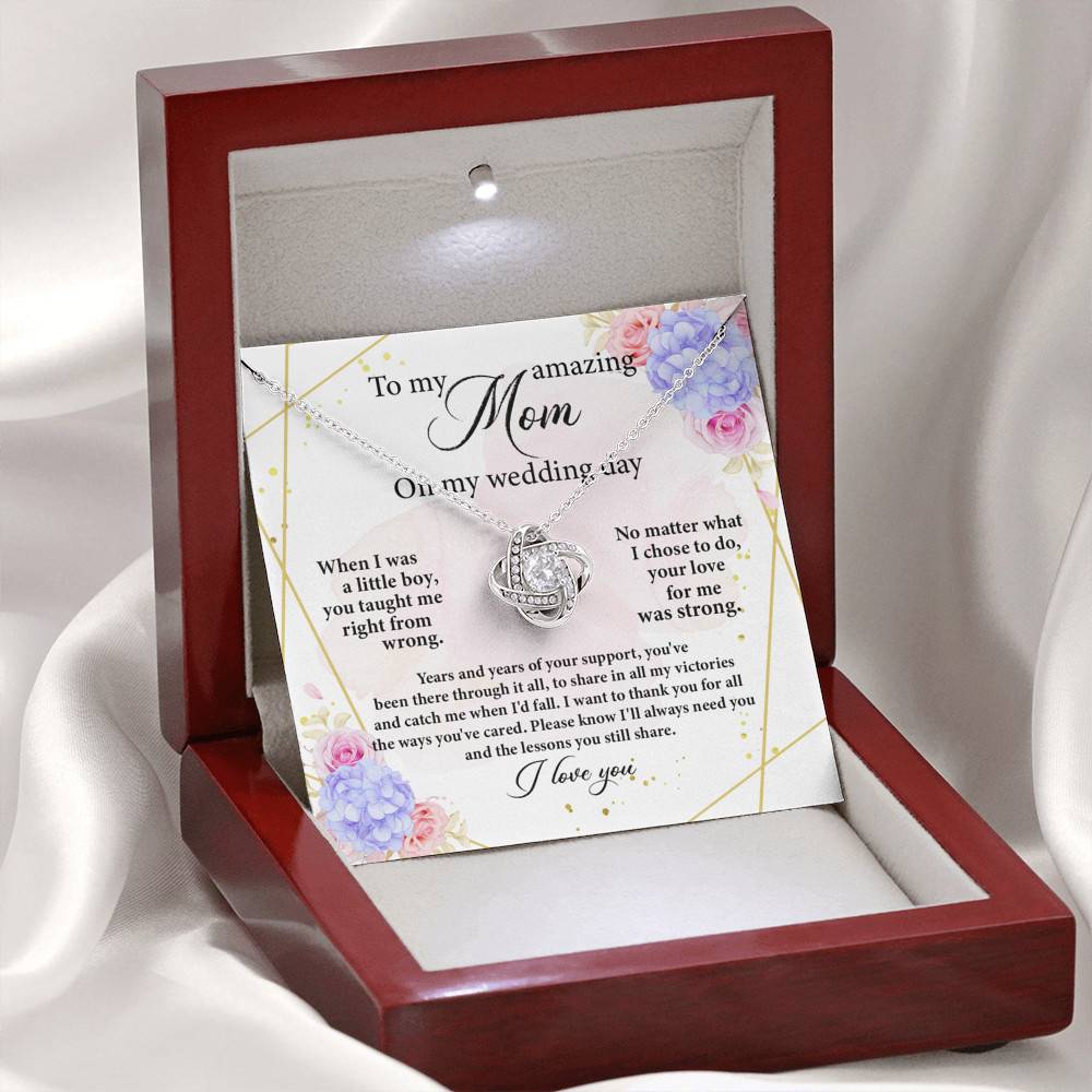 To My Amazing Mom on My Wedding Day Love Knot Pendant Necklace