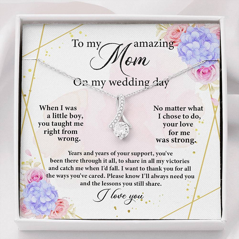 To My Amazing Mom on My Wedding Day Alluring Pendant Necklace - Alluring Beauty Necklace